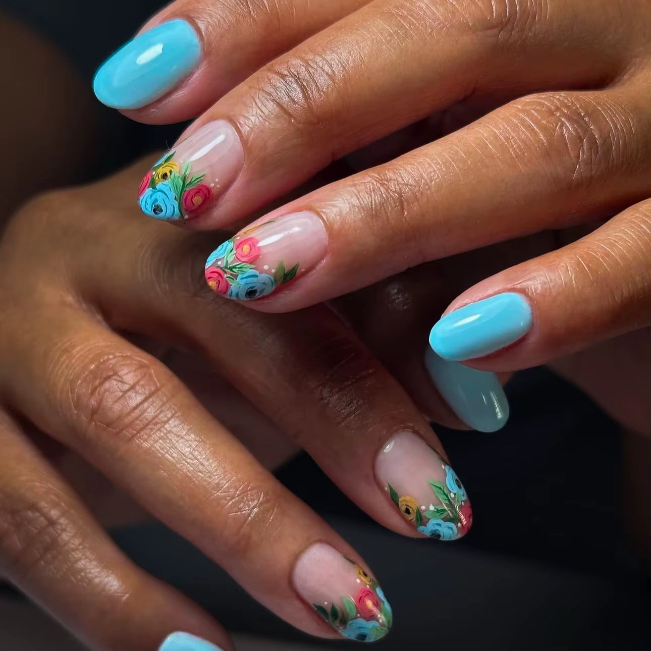 24Pcs Elegant Fairy White Flower Press-On Nails with Pink French Tips - Short Square Design for Effortless DIY Manicure