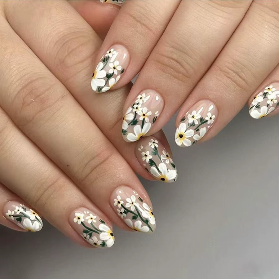 24Pcs Elegant Fairy White Flower Press-On Nails with Pink French Tips - Short Square Design for Effortless DIY Manicure