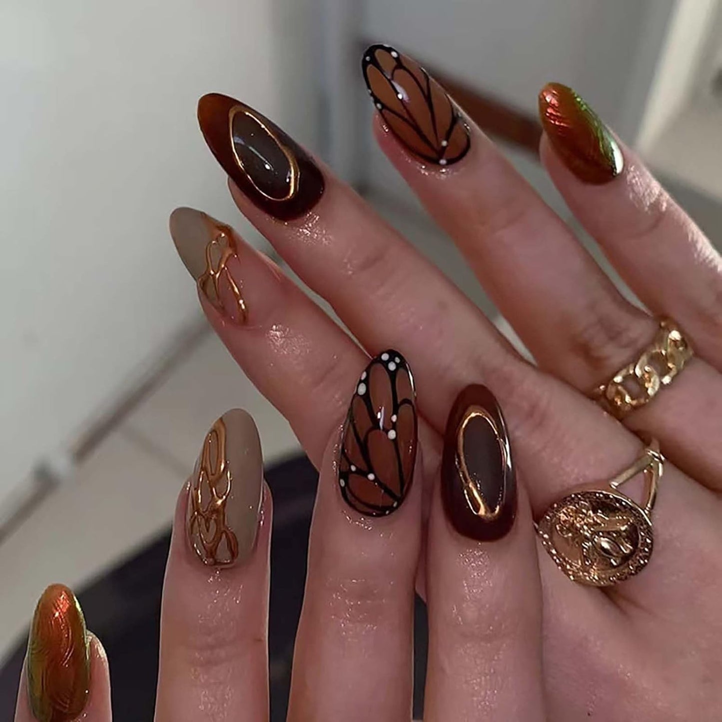 Chic Butterfly Press-On Nails - Medium Almond Brown with Striped Design, 24 Pcs Fall Collection for Women