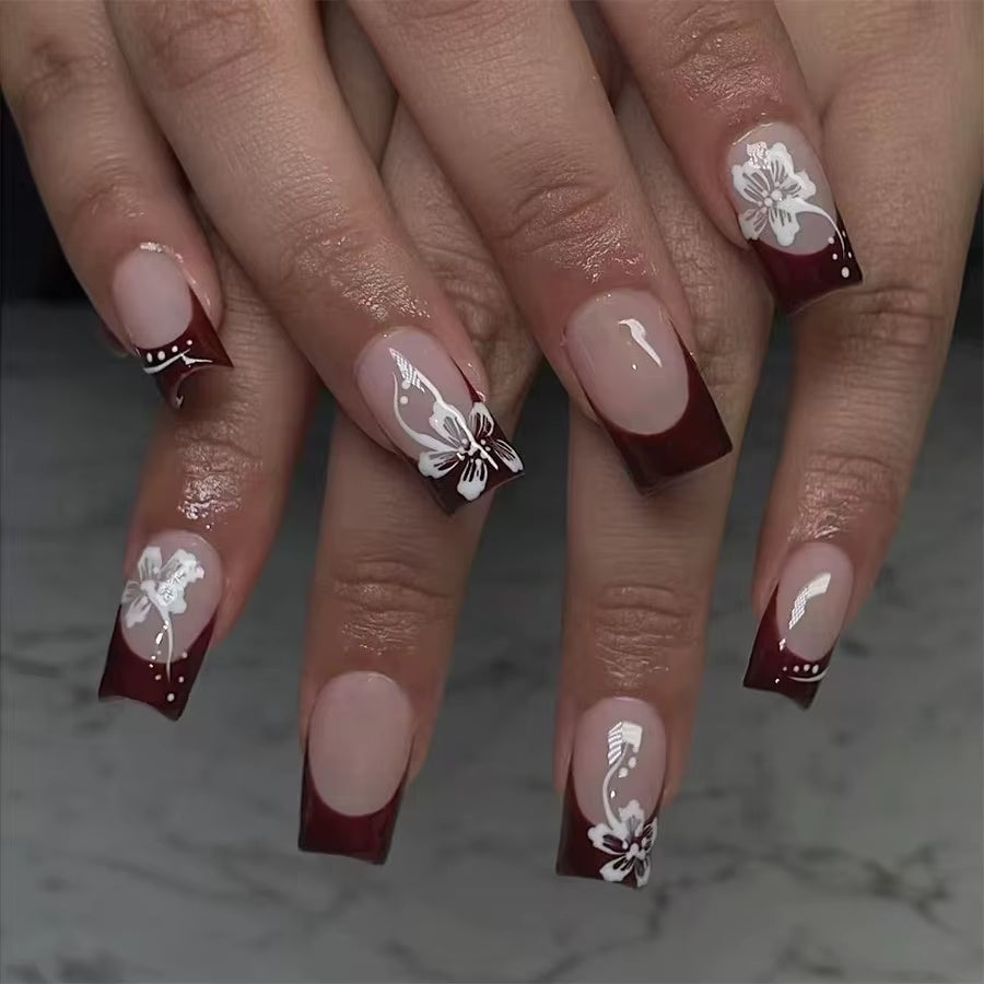 24Pcs Elegant Fairy White Flower Press-On Nails with Pink French Tips - Short Square Design for Effortless DIY Manicure