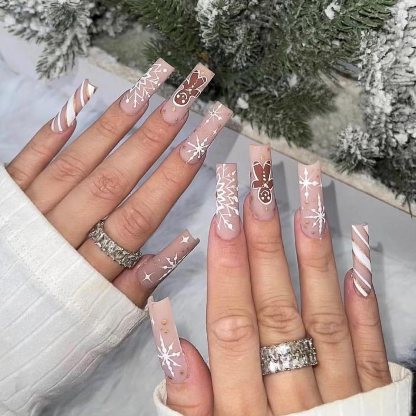 Festive Gingerbread Man Press-On Nails - 24Pcs Long Square Acrylic Set with Snowflake & Stripe Designs for a Merry Christmas!