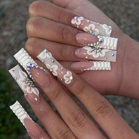Glamorous Rhinestone White Square Fake Nails - Perfect for Dance Parties & Weekend Getaways!