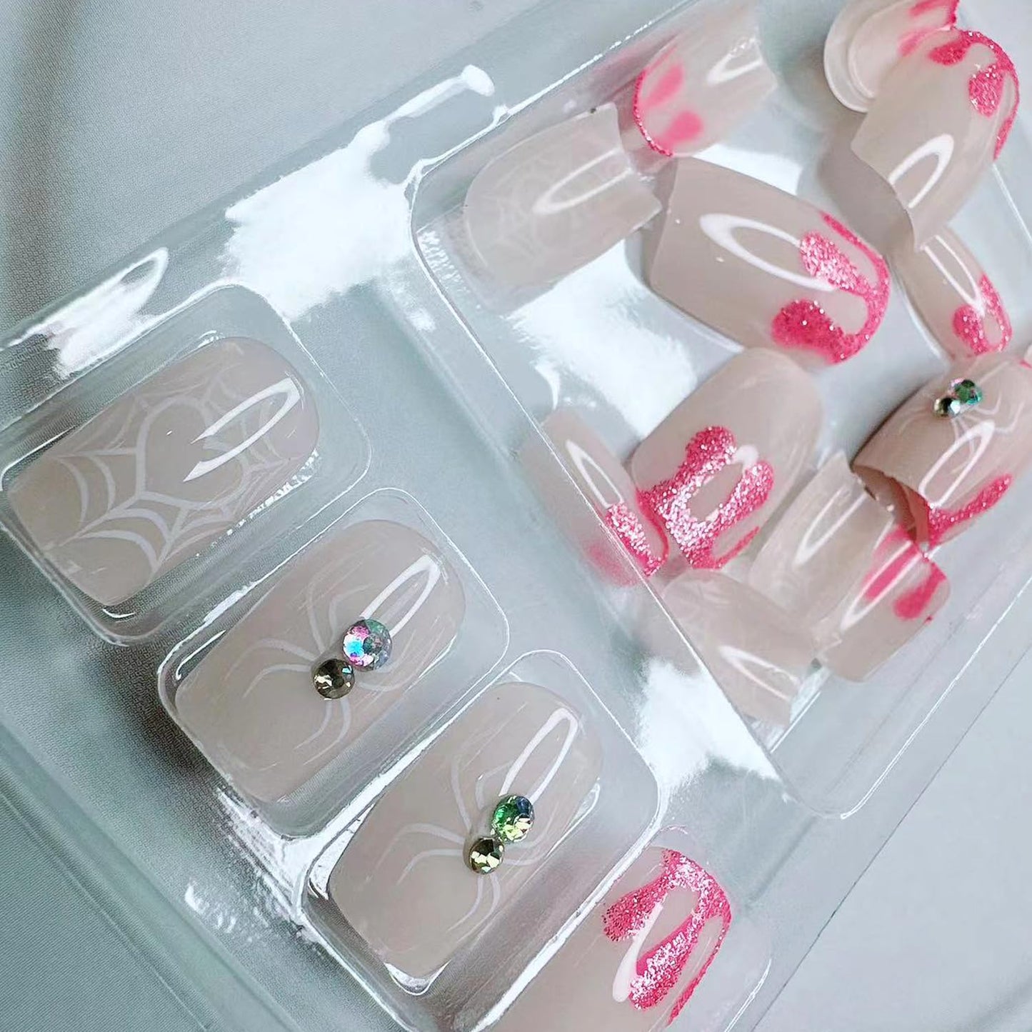 Cute Halloween Press-On Nails - Short Square Acrylic with Glitter Heart & Spiderweb Design - 24Pcs Full Cover Manicure for Women & Girls